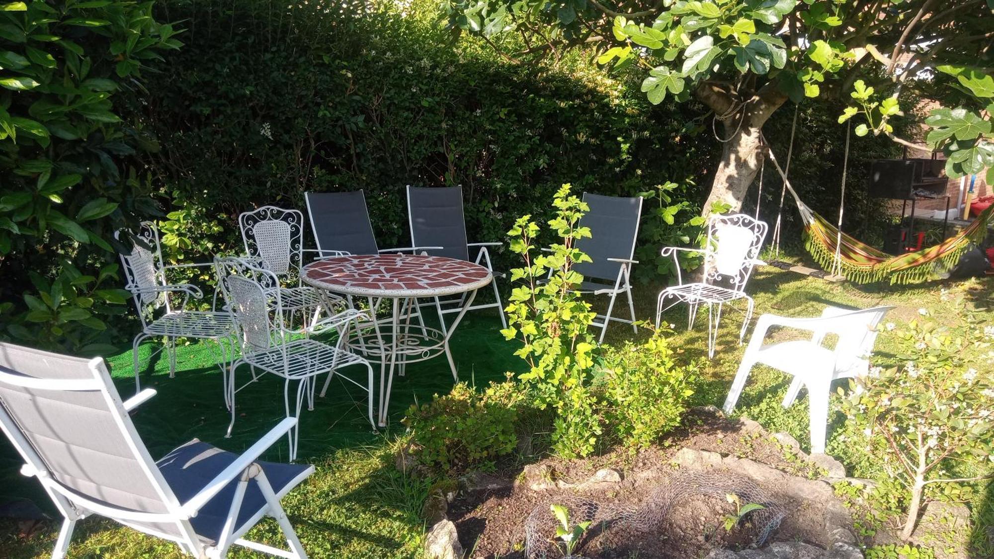 Casa Grande Con Jardin Villa Santa Cruz De Bezana Bagian luar foto