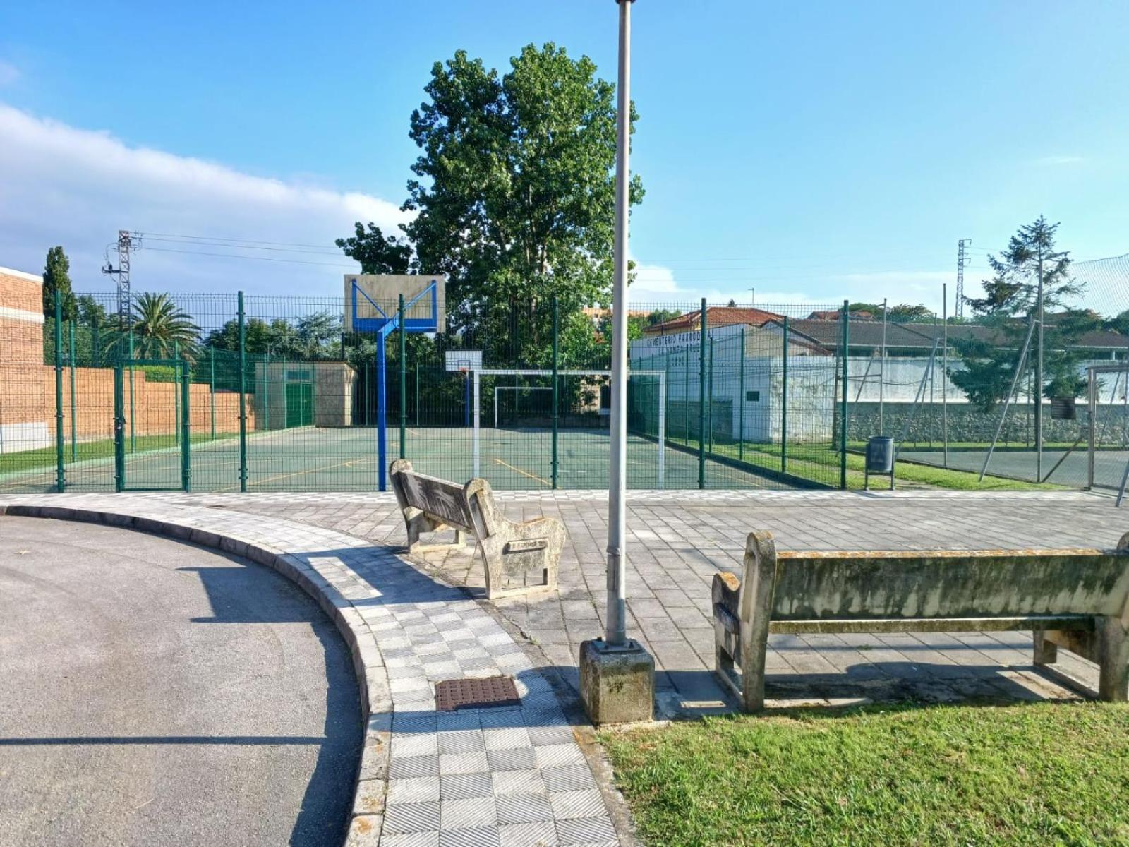 Casa Grande Con Jardin Villa Santa Cruz De Bezana Bagian luar foto
